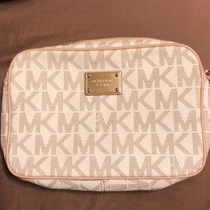 Large Michael Kors Crossbody